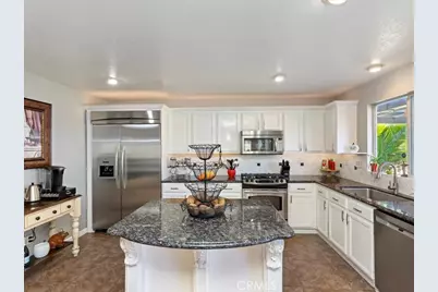 825 Derby, Corona, CA 92882 - Photo 20