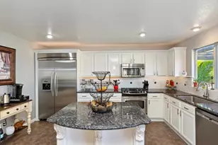 825 Derby, Corona, CA 92882 - Photo 20