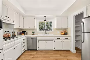 302 S San Mateo St, Redlands, CA 92373 - Photo 12