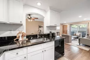 5037 Los Morros Way, Oceanside, CA 92057 - Photo 10