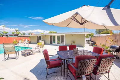 243 S Gardenglen, West Covina, CA 91790 - Photo 26
