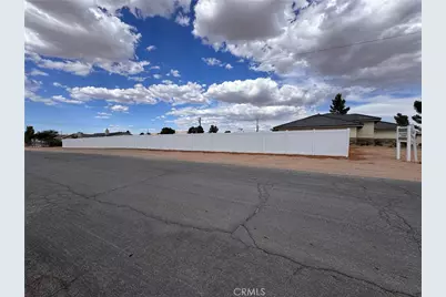 21960 Ramona, Apple Valley, CA 92307 - Photo 72