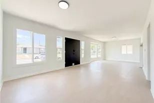 900 N Evers Ave, Compton, CA 90220 - Photo 4