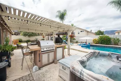 3018 Sundown Lane, Corona, CA 92882 - Photo 4