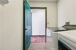 105 E Meadow Ln, Big Bear City, CA 92314 - Photo 12