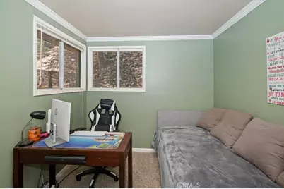 24288 Zurich Drive, Crestline, CA 92325 - Photo 32