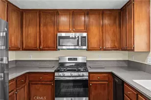 9291 Pleasant Hurst Ct, Riverside, CA 92509 - Photo 10