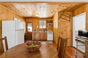 27260 Little Bear Rd, Blue Jay, CA 92317 - Photo 2