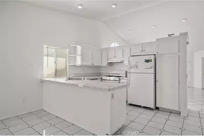 14422 Hillcrest, Fontana, CA 92337 - Photo 8