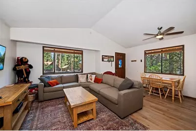 42587 Cedar, Big Bear Lake, CA 92315 - Photo 10