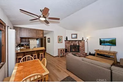 42587 Cedar, Big Bear Lake, CA 92315 - Photo 8