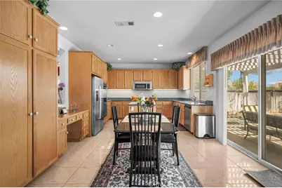 3695 Garretson Avenue, Corona, CA 92881 - Photo 10