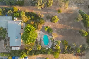 10222 Cherry Croft Dr, Yucaipa, CA 92399 - Photo 2