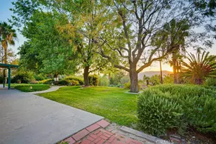 10222 Cherry Croft Dr, Yucaipa, CA 92399 - Photo 22