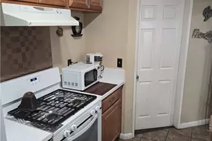16377 Lakeshore Dr, Lake Elsinore, CA 92530 - Photo 6