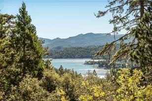201 Grizzly, Lake Arrowhead, CA 92352 - Photo 2