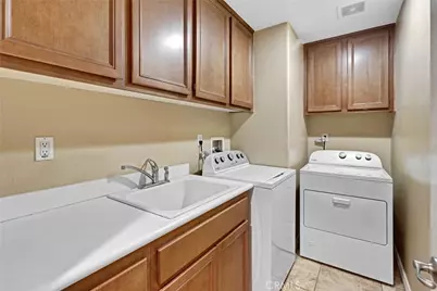5583 Harmony, Mira Loma, CA 91752 - Photo 14