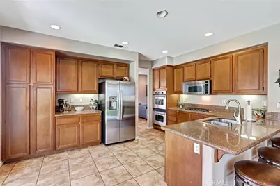 5583 Harmony, Mira Loma, CA 91752 - Photo 10