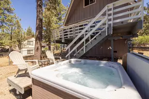 422 Dixie Ln, Big Bear Lake, CA 92315 - Photo 2
