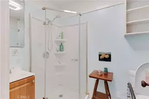 523 N Lake, Los Angeles, CA 90026 - Photo 18
