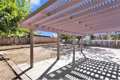 13759 Clear Valley, Victorville, CA 92392 - Photo 42
