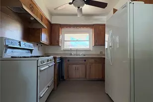 15410 Olive Branch Dr, La Mirada, CA 90638 - Photo 12