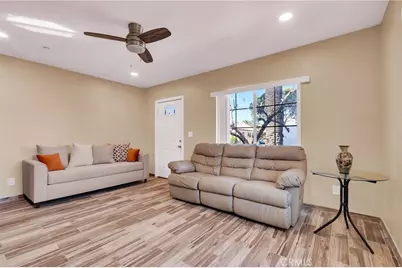 1972 Olive, Long Beach, CA 90806 - Photo 22
