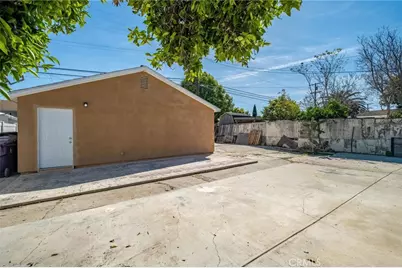 1972 Olive, Long Beach, CA 90806 - Photo 58
