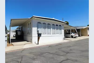 34480 County Line Road #10, Yucaipa, CA 92399 - Photo 2