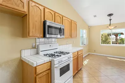 20989 South Road, Apple Valley, CA 92307 - Photo 12