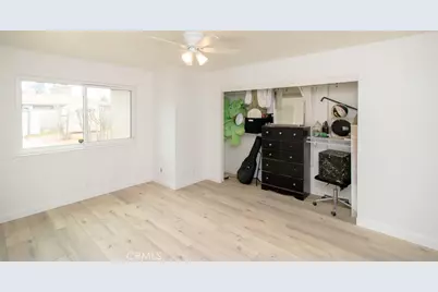 20376 Tonawanda, Apple Valley, CA 92307 - Photo 38