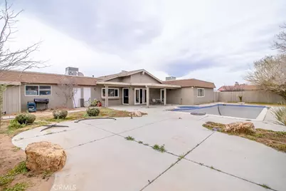 20376 Tonawanda, Apple Valley, CA 92307 - Photo 46