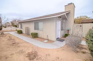 20376 Tonawanda, Apple Valley, CA 92307 - Photo 6