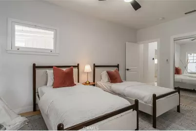 1636 N Sierra Bonita Avenue, Los Angeles, CA 90046 - Photo 18