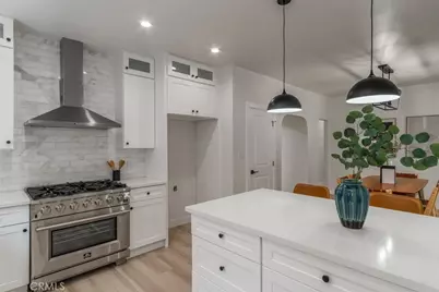 1636 N Sierra Bonita Avenue, Los Angeles, CA 90046 - Photo 12