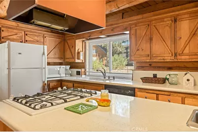 33421 Holcomb Creek, Green Valley Lake, CA 92341 - Photo 12