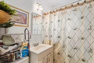 7715 Whitsett, Los Angeles, CA 90001 - Photo 26