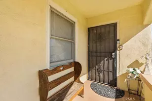 7715 Whitsett, Los Angeles, CA 90001 - Photo 4