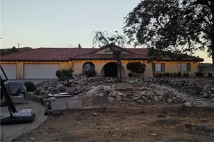 295 Summit Dr, Banning, CA 92220 - Photo 8