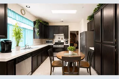 6538 Douglas, Fontana, CA 92336 - Photo 8