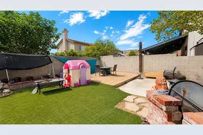 6538 Douglas, Fontana, CA 92336 - Photo 22