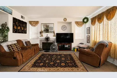 6538 Douglas, Fontana, CA 92336 - Photo 6