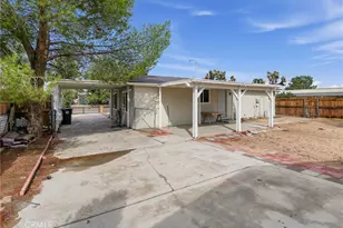 19009 Joshua, Adelanto, CA 92301 - Photo 2