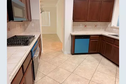 146 Moneda Court, Hemet, CA 92545 - Photo 8