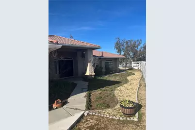 6750 Oak Hill Road, Oak Hills, CA 92344 - Photo 1