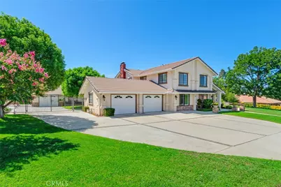 35545 Balsa, Yucaipa, CA 92399 - Photo 2