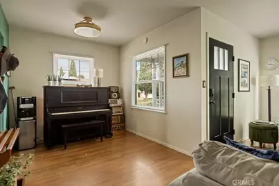 326 Bond, Redlands, CA 92373 - Photo 4
