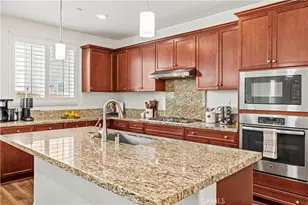 24157 Via Perla, Valencia, CA 91354 - Photo 4