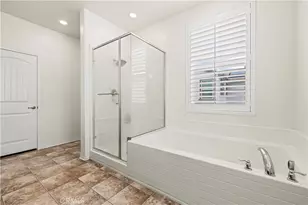 24157 Via Perla, Valencia, CA 91354 - Photo 16