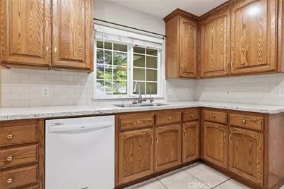 3954 Garden, San Bernardino, CA 92404 - Photo 10